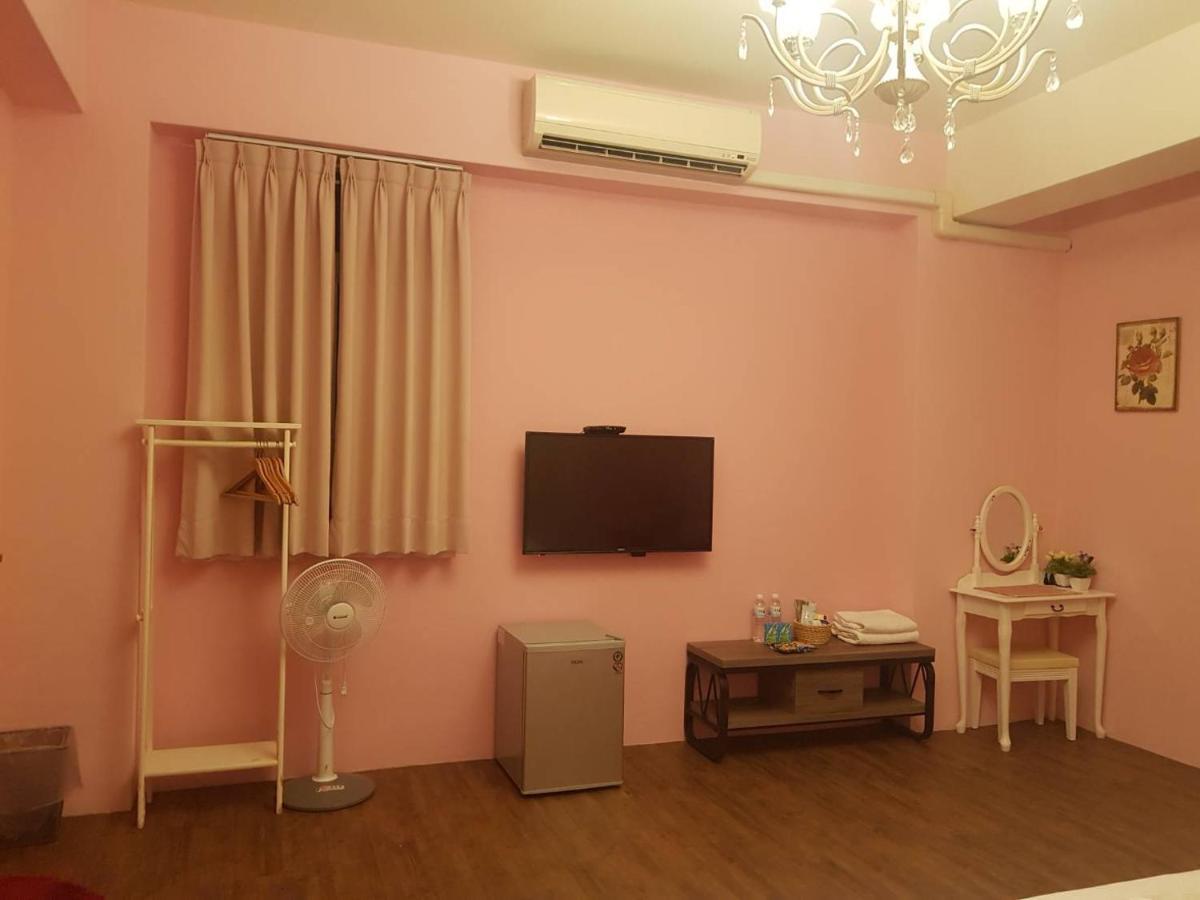Baby Pig B&B T'ai-tung Kültér fotó